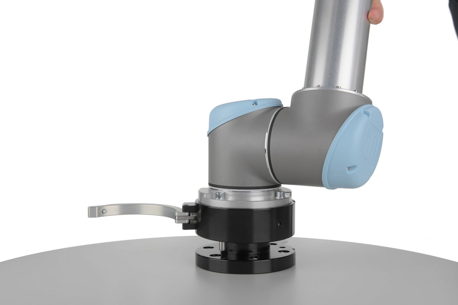 Grip Connector SHW160 an UR Cobot BMP_3729_bearbeitet.jpg